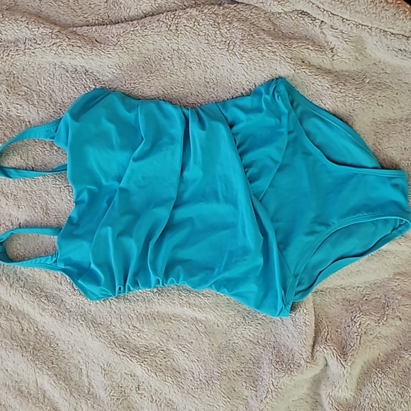 Spanx MD Love Your Assets Turquoise One-Piece Swimsuit - Picture 7 of 10